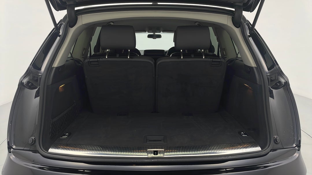 2014 Audi Q7 3.0 Tdi Quattro, Automatic, 114311 km, Boot Inside View
