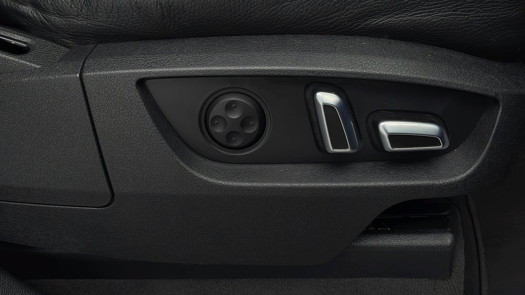 2014 Audi Q7 3.0 Tdi Quattro, Automatic, 114311 km, Drivers Side Adjustment Panel