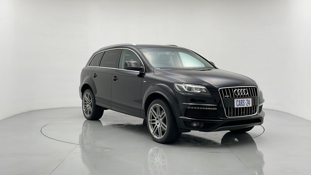 2014 Audi Q7 3.0 Tdi Quattro, Automatic, 114311 km, Right Front Diagonal (45- Degree) View