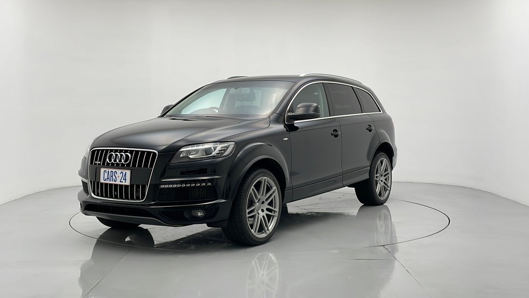 2014 Audi Q7 3.0 Tdi Quattro, Automatic, 114311 km, Left Front Diagonal (45- Degree) View