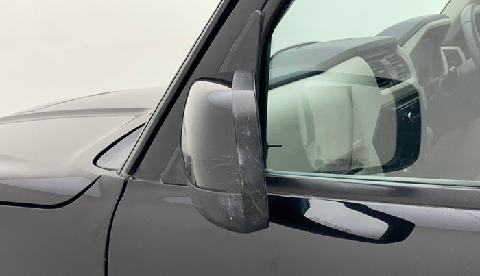 2019 Mahindra Scorpio S5, Diesel, Manual, 99,357 km, Left rear-view mirror - Minor scratches