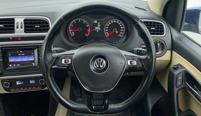 2017 Volkswagen Ameo HIGHLINE 1.2, Petrol, Manual, 30,407 km, Steering Wheel Close Up