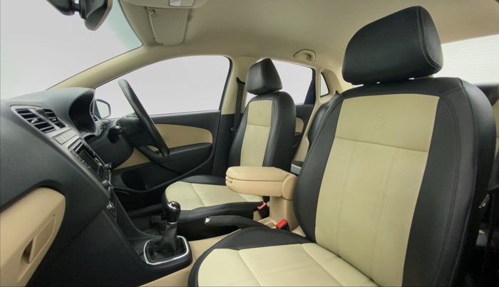 2017 Volkswagen Ameo HIGHLINE 1.2, Petrol, Manual, 30,407 km, Right Side Front Door Cabin