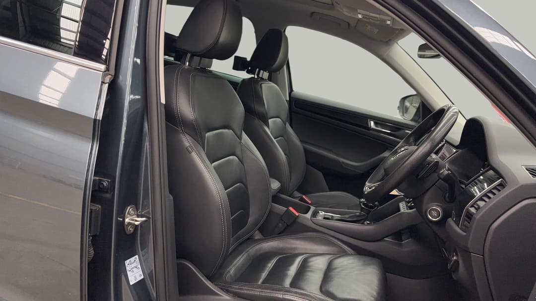 2021 SKODA Kodiaq 132 Tsi (4x4), Automatic, 72517 km, Right Side Front Door Cabin View