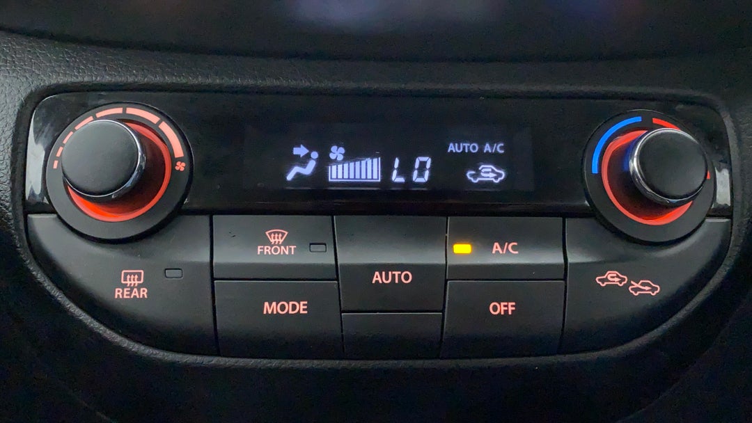 Automatic Climate Control 