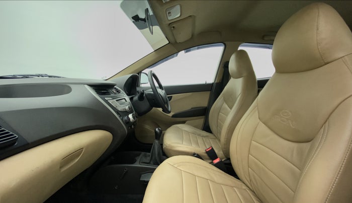 2014 Hyundai Eon MAGNA +, Petrol, Manual, 65,984 km, Right Side Front Door Cabin