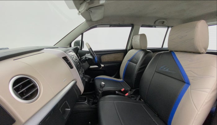 2013 Maruti Wagon R 1.0 VXI, Petrol, Manual, 66,691 km, Right Side Front Door Cabin