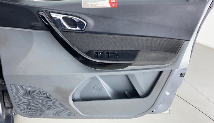 2018 Tata TIGOR Revotron XZA 1.2, Petrol, Automatic, 29,135 km, Driver Side Door Panels Control