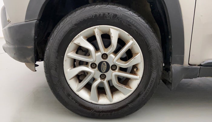 2016 Mahindra Kuv100 K8 6 STR, Petrol, Manual, 45,065 km, Left Front Wheel