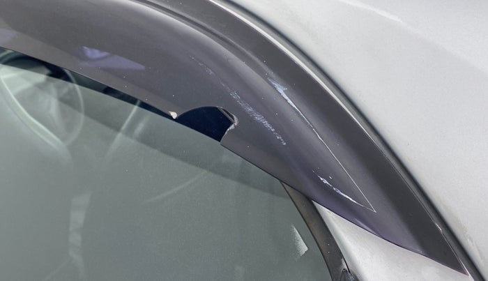 2011 Toyota Etios G, CNG, Manual, 73,470 km, Rear left door - Door visor damaged