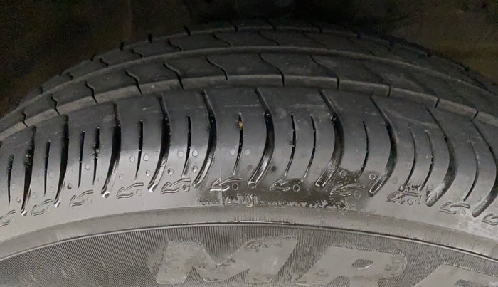 2023 Maruti S PRESSO VXI+, Petrol, Manual, 10,032 km, Right Front Tyre Tread
