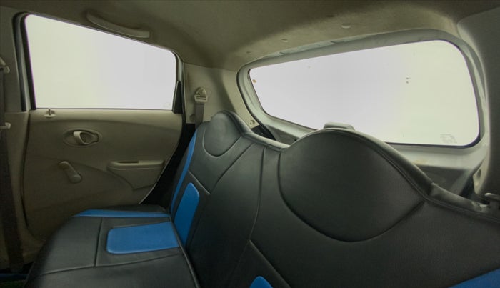 2017 Datsun Go ANNIVERSARY EDITION, Petrol, Manual, 32,611 km, Right Side Rear Door Cabin