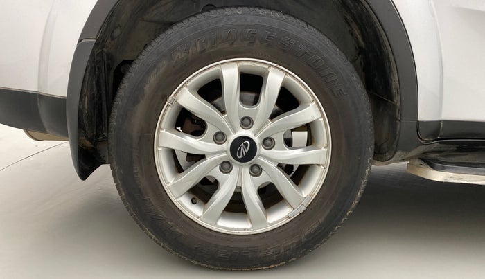2016 Mahindra XUV500 W10, Diesel, Manual, 62,946 km, Right Rear Wheel