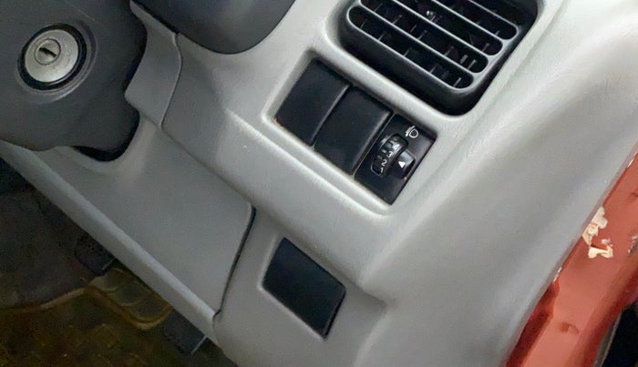 2011 Maruti Alto K10 LXI, Petrol, Manual, 32,803 km, Dashboard - Headlight height adjustment not working