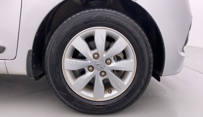 2015 Hyundai Xcent S 1.2 OPT, Petrol, Manual, 35,092 km, Right Front Wheel
