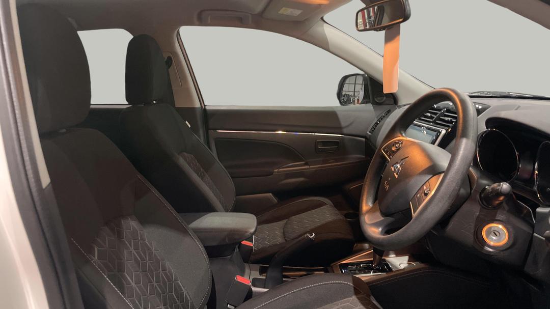 2023 Mitsubishi ASX Es (2WD), Automatic, 17288 km, Right Side Front Door Cabin View