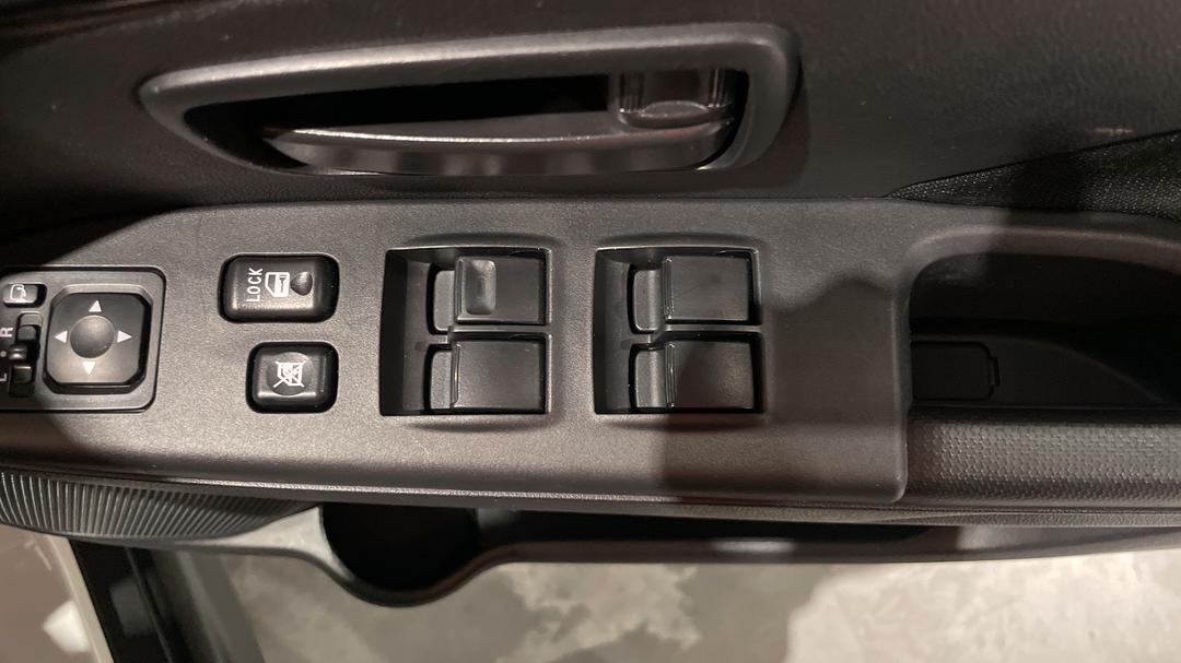 2023 Mitsubishi ASX Es (2WD), Automatic, 17288 km, Drivers Side Door Panel Controls