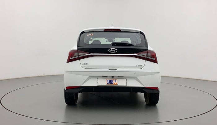 2022 Hyundai NEW I20 ASTA 1.2 MT, Petrol, Manual, 3,198 km, Back/Rear
