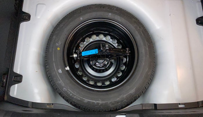 2022 Hyundai NEW I20 ASTA 1.2 MT, Petrol, Manual, 3,198 km, Spare Tyre