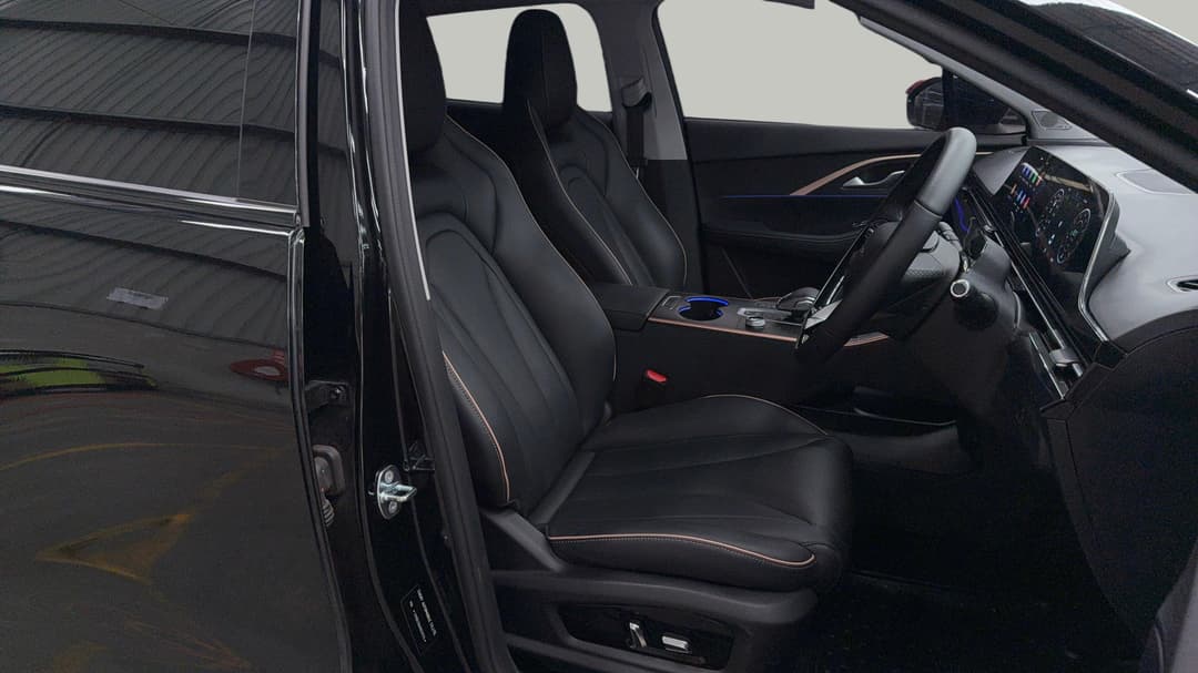 2024 Chery Omoda 5 Bx (basic Version), Automatic, 36012 km, Right Side Front Door Cabin View