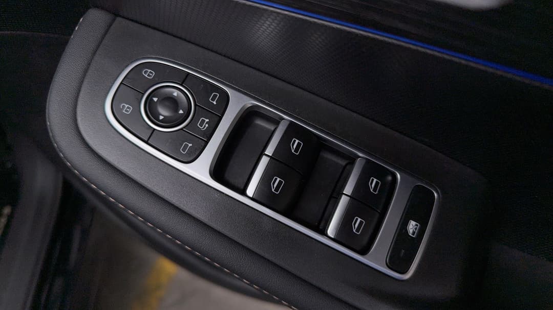 2024 Chery Omoda 5 Bx (basic Version), Automatic, 36012 km, Drivers Side Door Panel Controls