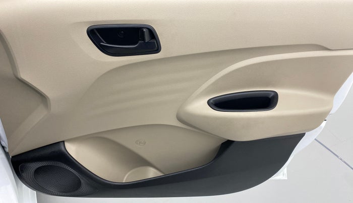 2020 Hyundai NEW SANTRO SPORTZ 1.1, Petrol, Manual, 5,263 km, Driver Side Door Panels Control