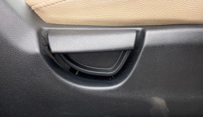 2019 Hyundai NEW SANTRO SPORTZ MT, Petrol, Manual, 90,480 km, Driver Side Adjustment Panel