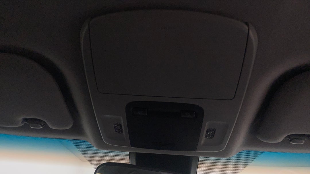 2020 Toyota Camry Ascent Sport Hybrid, Automatic, 90346 km, On-Roof Controls/Sunglass holder