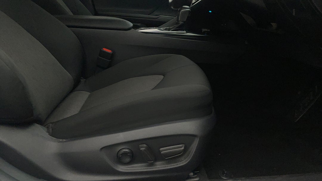 2020 Toyota Camry Ascent Sport Hybrid, Automatic, 90346 km, Drivers Side Adjustment Panel