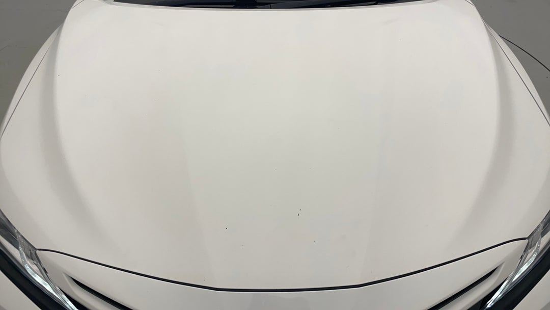 2020 Toyota Camry Ascent Sport Hybrid, Automatic, 90346 km, Bonnet Dent