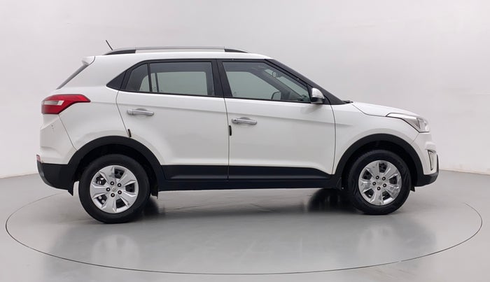 2017 Hyundai Creta E PLUS 1.6 PETROL, Petrol, Manual, 71,570 km, Right Side View