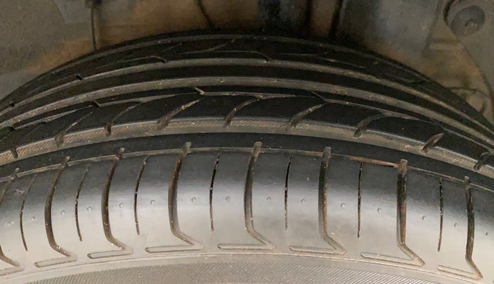 2015 Hyundai Elite i20 ASTA 1.2, Petrol, Manual, 87,488 km, Left Rear Tyre Tread
