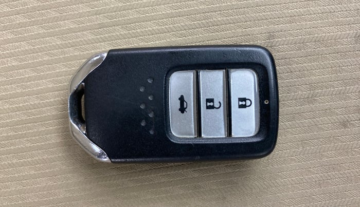 2018 Honda City V CVT, Petrol, Automatic, 46,221 km, Lock system - Mechanical key minor damage