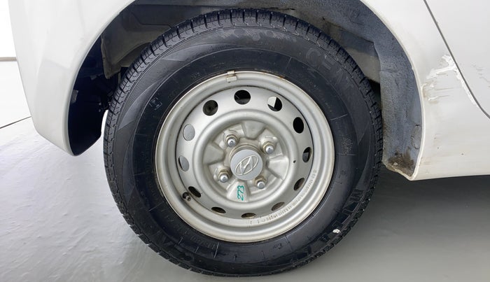 2015 Hyundai Eon ERA PLUS, Petrol, Manual, 25,106 km, Right Rear Wheel