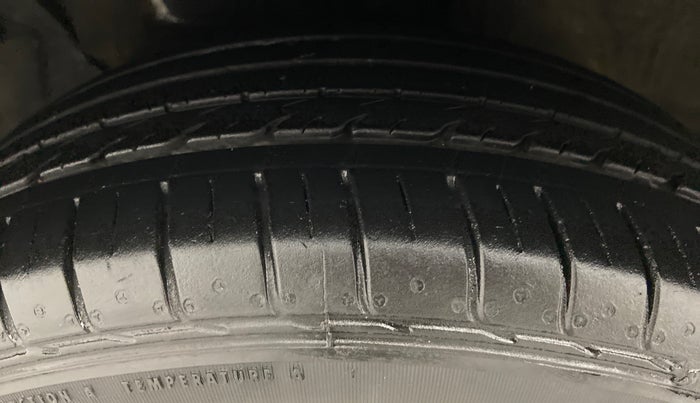 2018 Hyundai Creta 1.6 SX VTVT, Petrol, Manual, 60,625 km, Left Front Tyre Tread