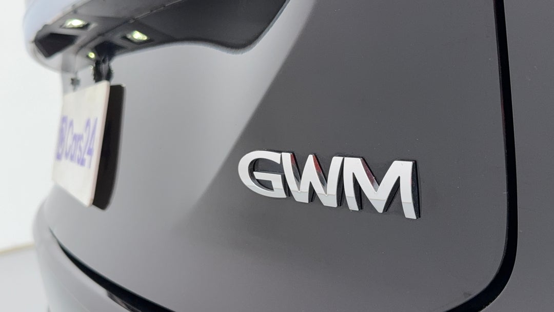 Badge (Boot Right Side)