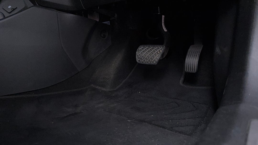 Pedals and Footmat