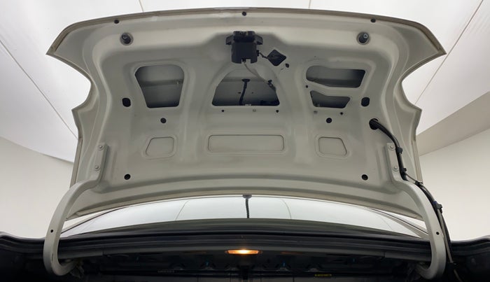 2014 Hyundai Xcent SX 1.2 OPT, Petrol, Manual, 68,311 km, Boot Door Open