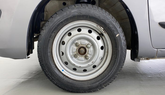 2017 Maruti Wagon R 1.0 LXI, Petrol, Manual, 18,805 km, Left Front Wheel