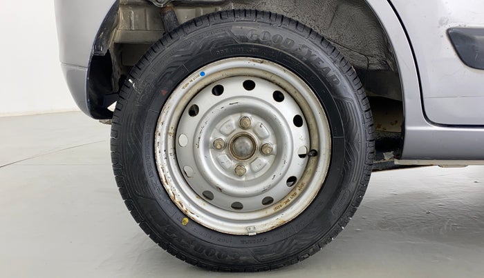 2017 Maruti Wagon R 1.0 LXI, Petrol, Manual, 18,805 km, Right Rear Wheel