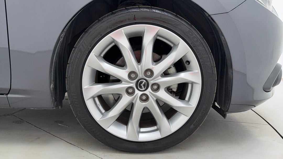 2015 Mazda 3 Sp25, Automatic, 127424 km, Right Front Wheel
