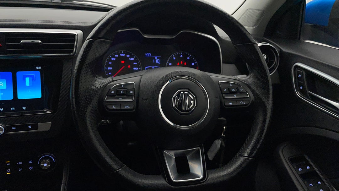2023 MG ZS Excite, Automatic, 58710 km, Steering Wheel Close-up