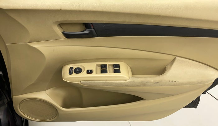 2013 Honda City 1.5L I-VTEC S MT, Petrol, Manual, 78,738 km, Driver Side Door Panels Control