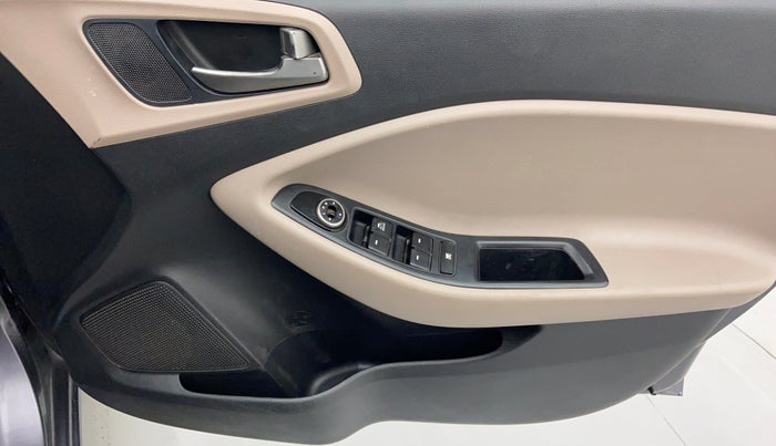 2016 Hyundai Elite i20 MAGNA 1.2, Petrol, Manual, 99,791 km, Driver Side Door Panels Control