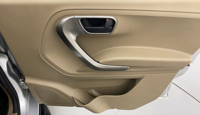 2022 Mahindra BOLERO NEO N 10, Diesel, Manual, 11,750 km, Driver Side Door Panels Control