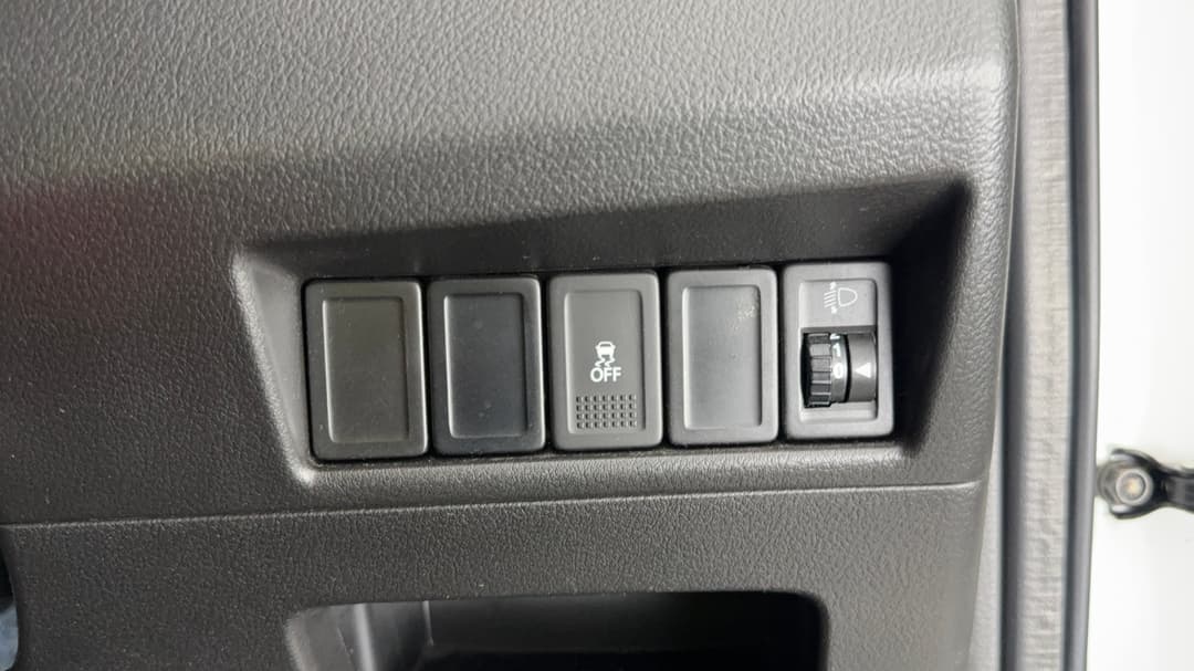 2021 Suzuki Baleno Gl, Automatic, 28266 km, Utility Switches/Buttons