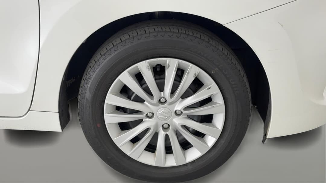 2021 Suzuki Baleno Gl, Automatic, 28266 km, Right Front Wheel
