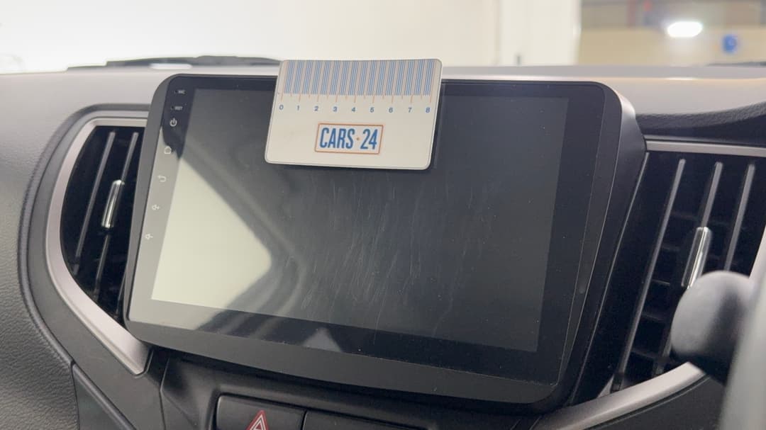 2021 Suzuki Baleno Gl, Automatic, 28266 km, Infotainment System Face Plate Scratch