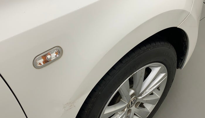2014 Volkswagen Polo HIGHLINE1.2L, Petrol, Manual, 69,527 km, Right fender - Slightly dented