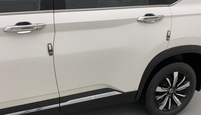 2019 MG HECTOR SHARP 1.5 DCT PETROL, Petrol, Automatic, 31,569 km, Rear left door - Slightly dented